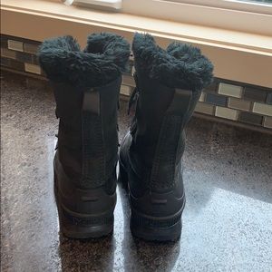 Sorel Shoes - Women’s Sorel Badger (size 7) Sorel Shoes - Women’s Sorel Badger (size 7)